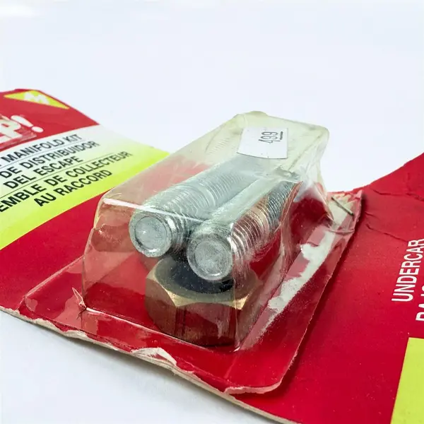 Motormite 03102 Exhaust Manifold Flange Stud Kit - New Open Box