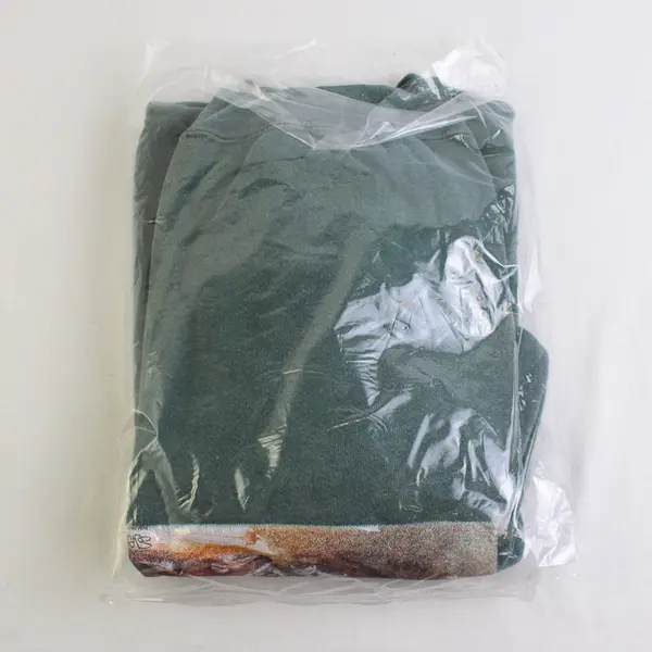 NWOT Vtg Oneita Adult M Dark Green Sleeping Wolf Graphic Pullover Sweater