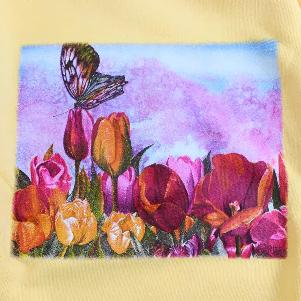 NWOT Vtg Oneita Adult M Yellow Floral Graphic Crew Neck Pullover Sweater