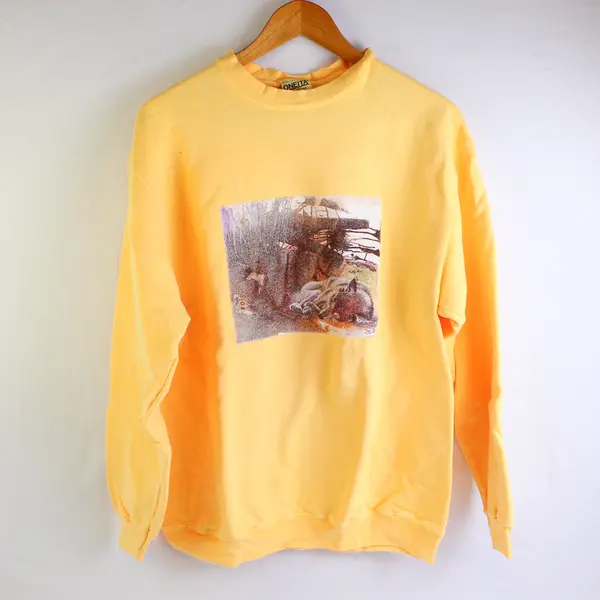 NWOT Vtg Oneita Adult M Yellow Sleeping Wolf Graphic Crew Neck Pullover Sweater