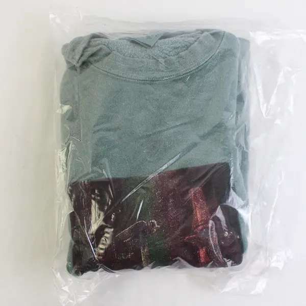 NWOT Vtg Oneita Adult M Dark Green Totem Pole Graphic Crew Neck Pullover Sweater