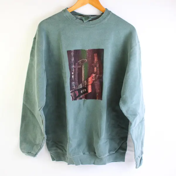 NWOT Vtg Oneita Adult M Dark Green Totem Pole Graphic Crew Neck Pullover Sweater