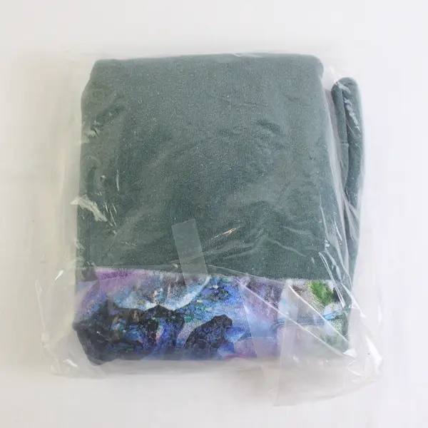 NWOT Vtg Oneita Adult M Green Rhino Graphic Crew Neck Pullover Sweater