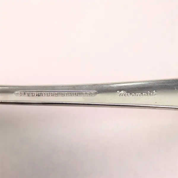 Oneida Silver Decorators Mermaid Pattern Stainless Gravy Ladle 7.5" Good Rare