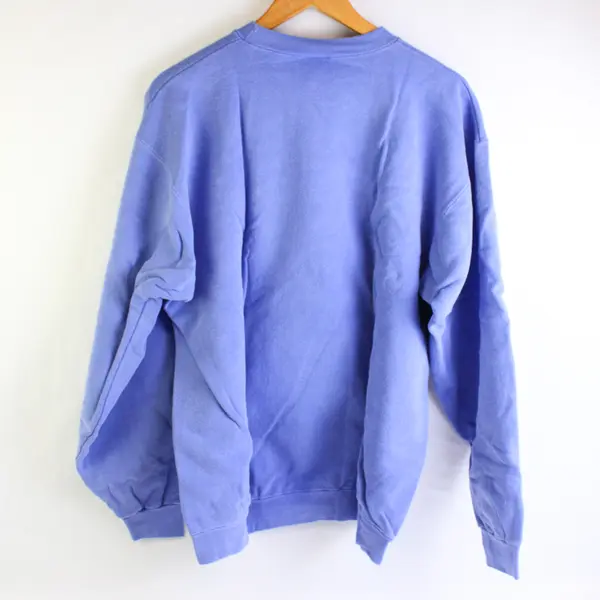 NWOT Vtg Oneita Adult M Lilac Tiger Graphic Crew Neck Pullover Sweater