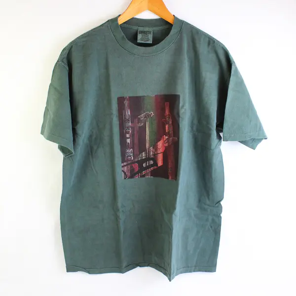 Vtg Oneita Adult L Dark Green Totem Pole Graphic Short Sleeve T-Shirt NWOT