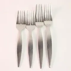 Oneida Silver Marion Pattern 18/10 SS 2 Salad & 2 Dinner Forks Rare HTF Pattern