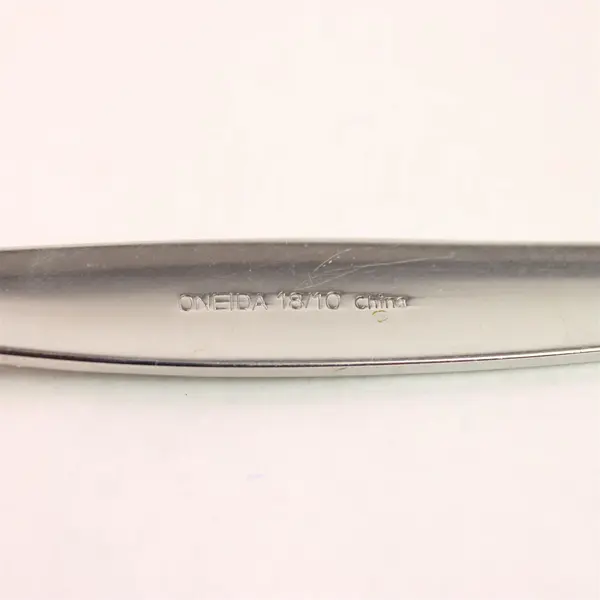 Oneida Silver Marion Pattern 18/10 SS 2 Salad & 2 Dinner Forks Rare HTF Pattern