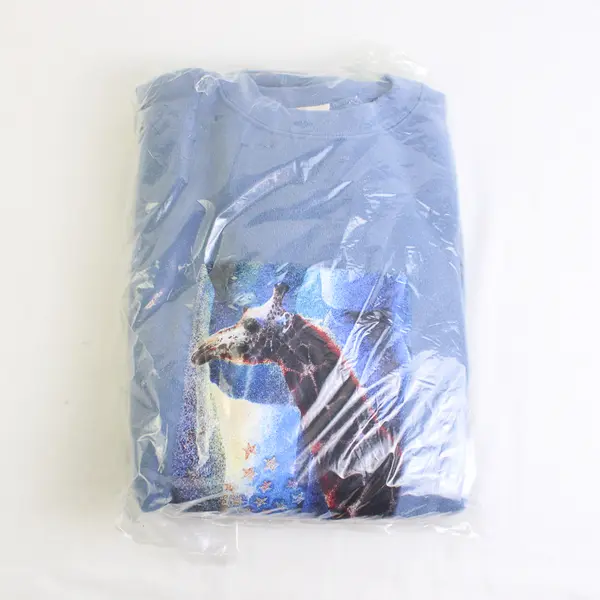 NWOT Vtg Comfort Colors Adult L Blue Giraffe Graphic Crew Neck Pullover Sweater