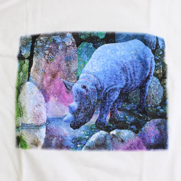 NWOT Vtg Hanes Beefy-T Youth L (14-16) White Rhino Graphic Short Sleeve T-Shirt