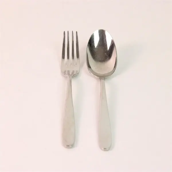 Lot of 2 Oneida Silver Mascagni II Pattern Salad Fork & Soup Spoon 7" Good