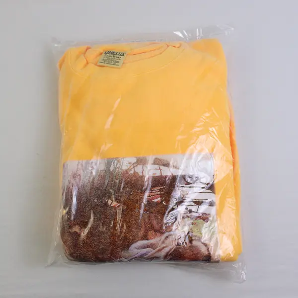 NWOT Vtg Oneita Adult XL Yellow Sleeping Wolf Graphic Pullover Sweater