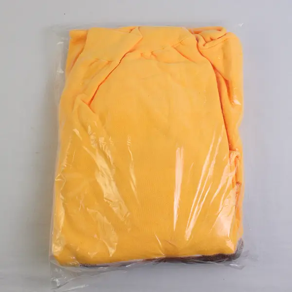 NWOT Vtg Oneita Adult XL Yellow Sleeping Wolf Graphic Pullover Sweater