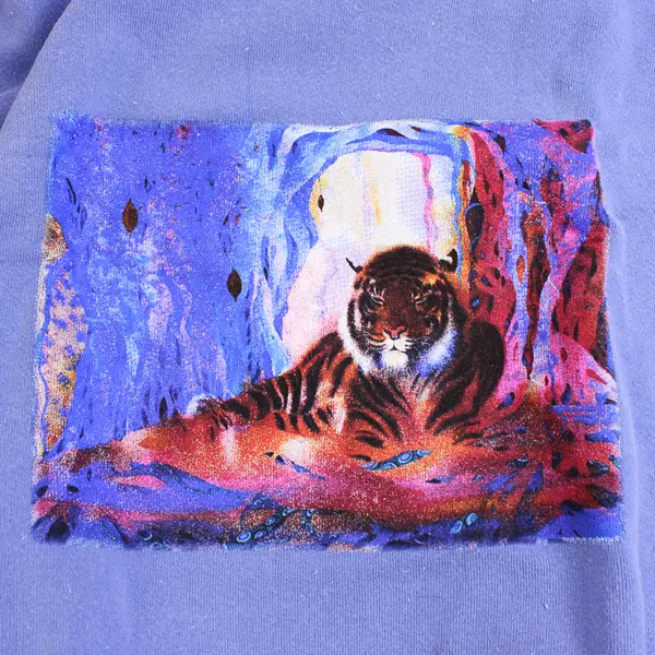 NWOT Vtg Oneita Adult XL Lilac Tiger Graphic Crew Neck Pullover Sweater