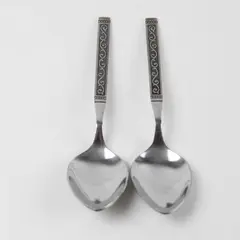 Set of 2 Oneida Spanish Court Stainless Oval Soup Spoon 6.75 in