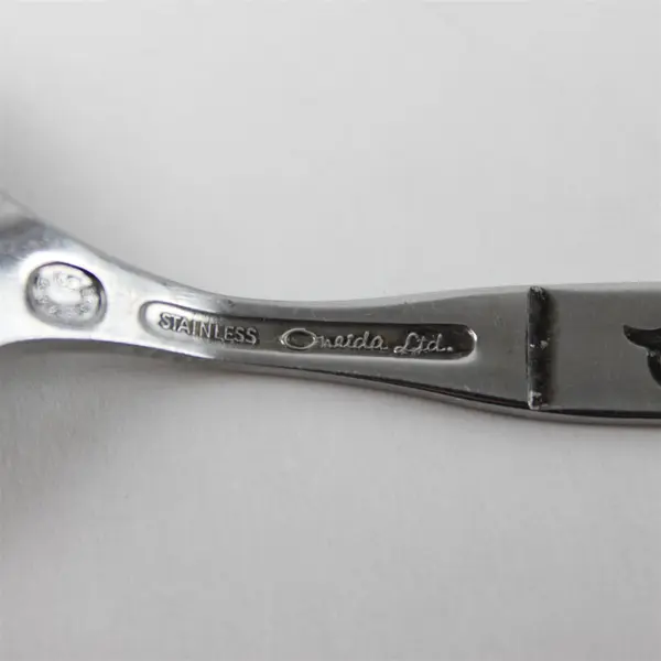 Set of 2 Oneida Spanish Court Stainless Oval Soup Spoon 6.75 in