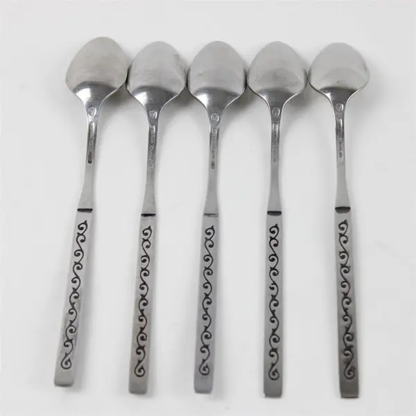 Set of 5 Oneida Spanish Court Stainless Ice Tea Spoons 7.5"