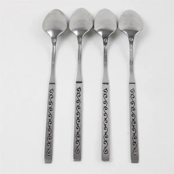 Set of 4 Oneida Spanish Court Stainless Ice Tea Spoons 7.5"