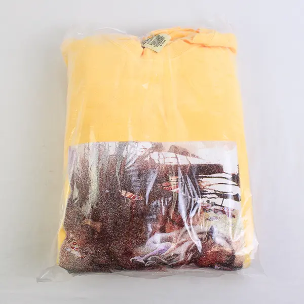 NWOT Vtg Oneita Adult XL Yellow Sleeping Wolf Graphic Pullover Sweatshirt