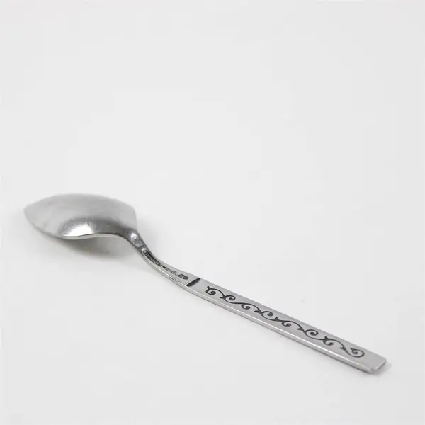 Set of 5 Oneida Spanish Court Stainless Teaspoons