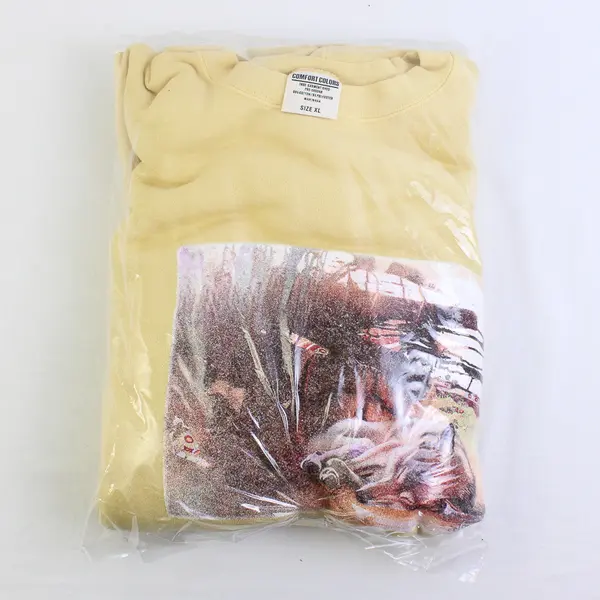 NWOT Vtg Comfort Colors Adult XL Yellow Sleeping Wolf Graphic Pullover Sweater