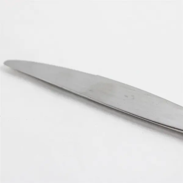 Lot of 5 Oneida Spanish Court Stainless 4 Modern Hollow Knives & Seafood Fork