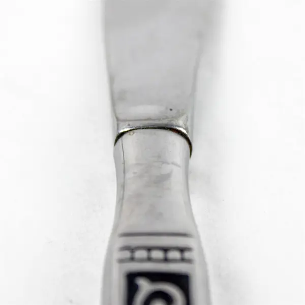 Lot of 5 Oneida Spanish Court Stainless 4 Modern Hollow Knives & Seafood Fork