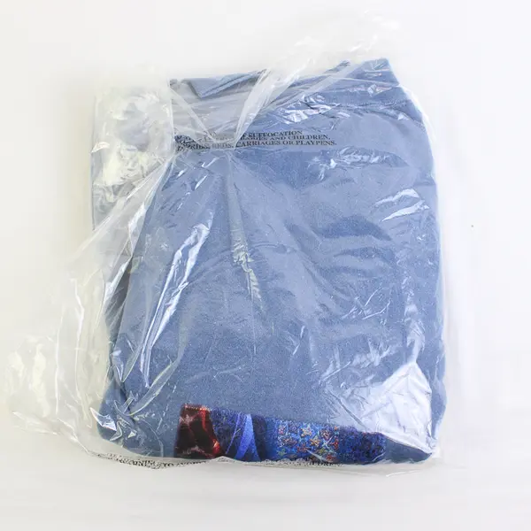 NWOT Vtg Oneita Adult XL Blue Giraffe Graphic Crew Neck Pullover Sweater