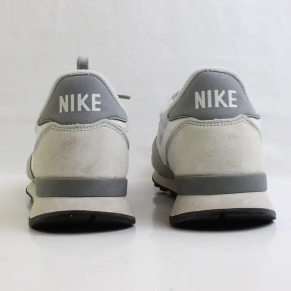 Nike Shoes Women 6.5 Internationalist Wolf Gray Mesh Suede Trainer #629684-015