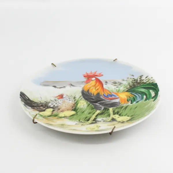 Vintage Hand Painted Porcelain Rooster, Hen And Chicks Plate Japan 8"