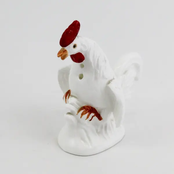 White Ceramic Rooster Salt & Pepper Shakers Made in Taiwan