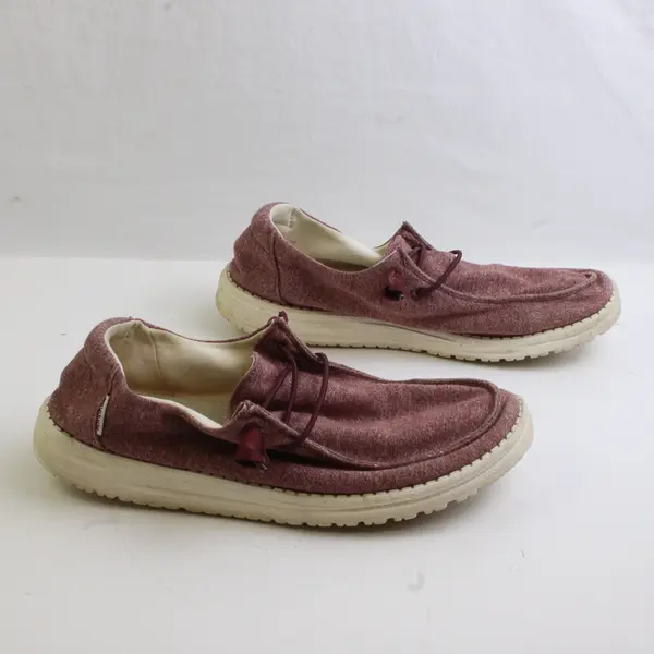 Hey Dude Wendy Burgundy Women’s Size 9 Slip On Loafer Shoe