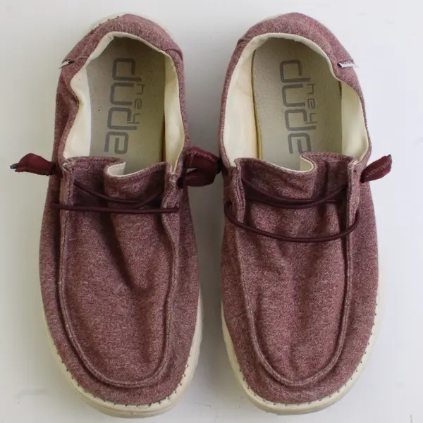 Hey Dude Wendy Burgundy Women’s Size 9 Slip On Loafer Shoe