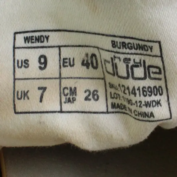 Hey Dude Wendy Burgundy Women’s Size 9 Slip On Loafer Shoe