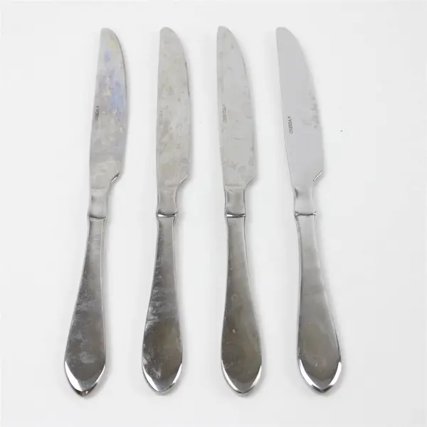 Set of 4 Oneida Vertex Stainless New French Solid Knives