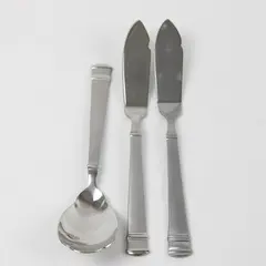 Lot of 3 Oneida Tiramisu Stainless 2 Flat Handled Butter Knives & Sugar Spoon