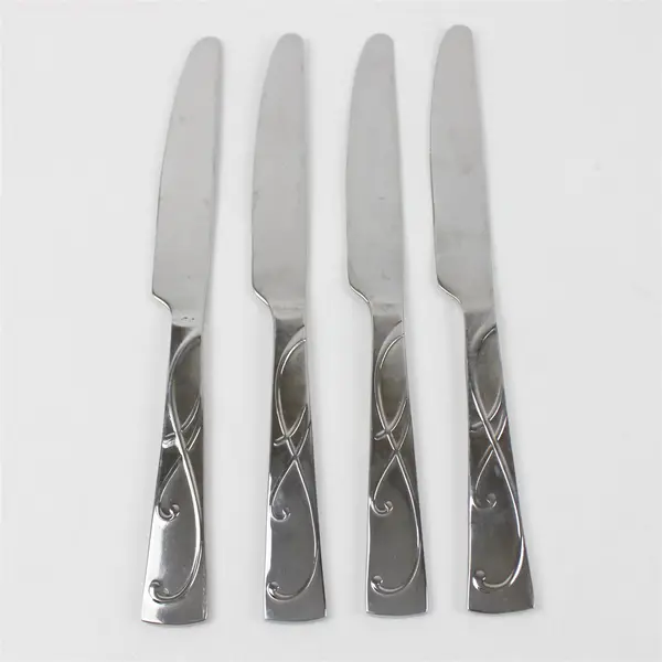 Set of 4 Mikasa Blossom Stainless "New French" Solid Knives