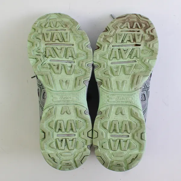 ASICS Light Gray/Light Blue Gel-Venture 8 Trail Running Shoes Women's Size 7.5