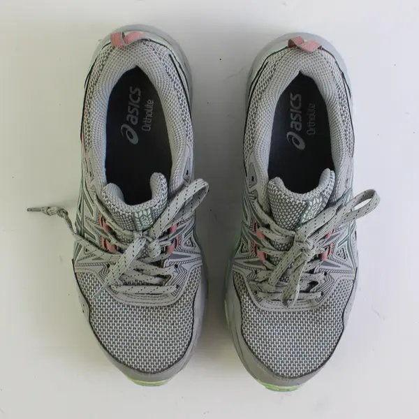 ASICS Light Gray/Light Blue Gel-Venture 8 Trail Running Shoes Women's Size 7.5