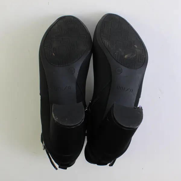 Unisa Holon Solid Black Block Heel 3.5" Ankle Boots Women's Size 8M