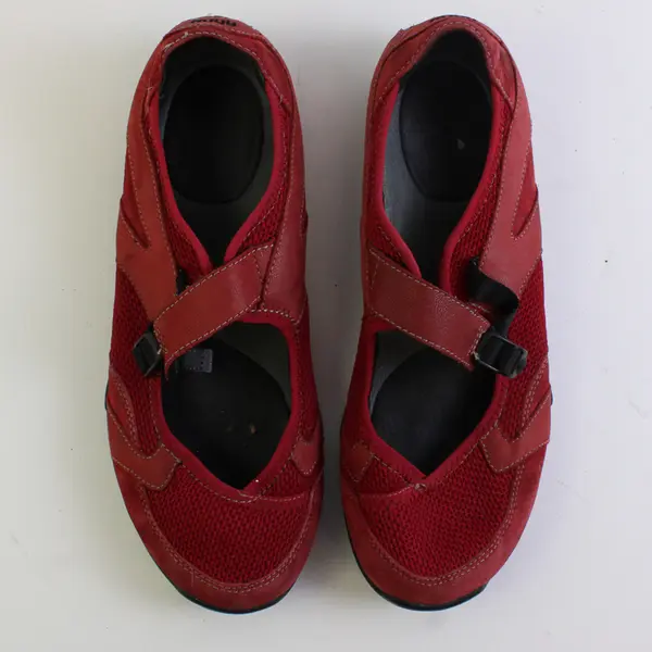 Ahnu Mush Red Mary Jane Slip On Walking Shoes Women's Size 11