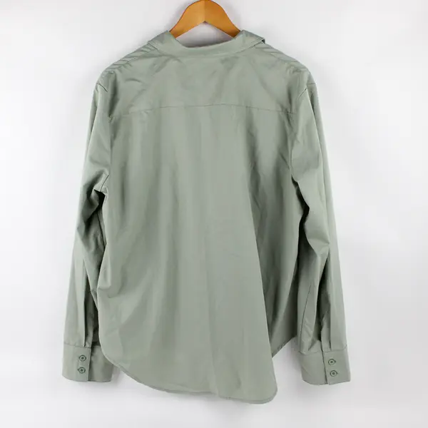 Siliteelon Sage Green Long-Sleeved Button-Up Women's Size XL