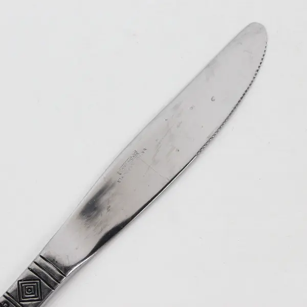 Lot of 2 Cambridge Silver Cordoba Pattern Stainless Dinner Knives 8.5" Good