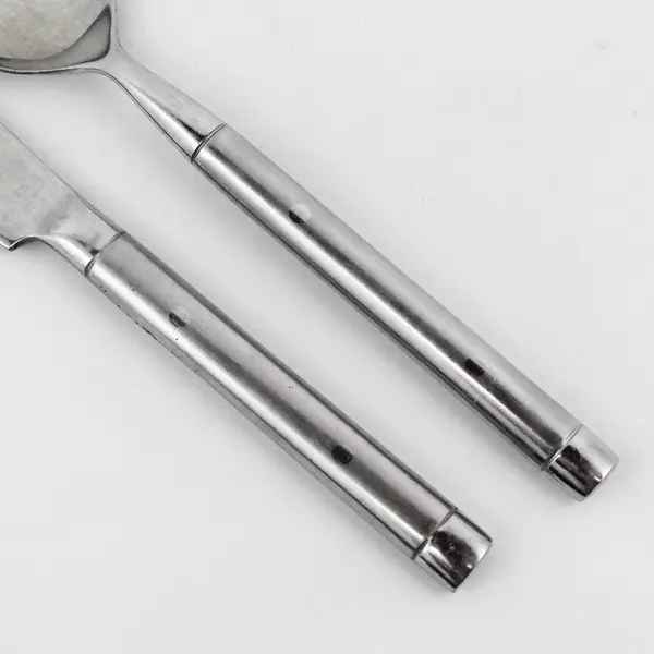 Lot of 2 Cambridge Silver Reveal Pattern Stainless Dinner Knife Soup Spoon HTF