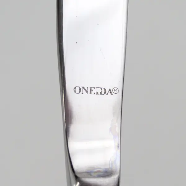 Oneida Silver Quincy Pattern 18/0 Stainless Solid Dinner Knife 9" Rare Piece 