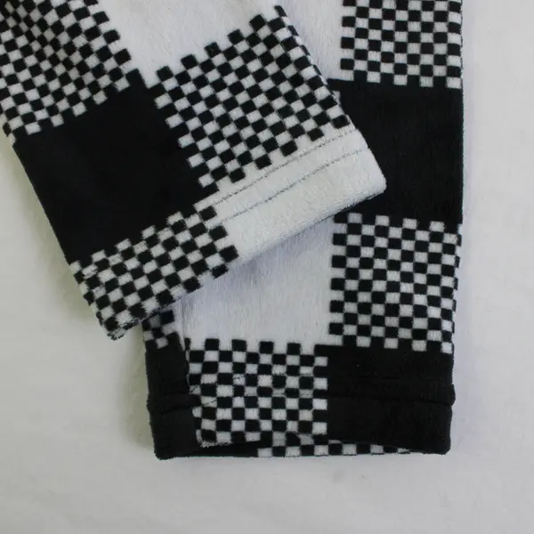 No Boundaries Fuzzy Black and White Check Pattern Leggings Juniors Small 3-5