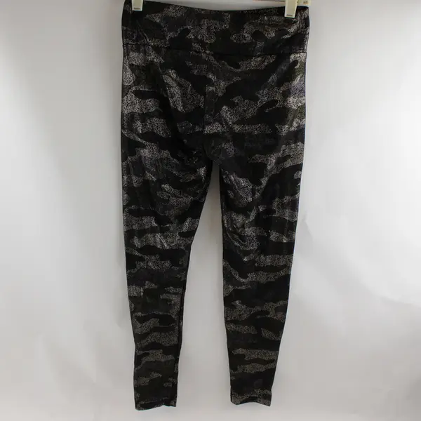 No Boundaries Shimmery Camo Print Leggings Juniors Size Small 3-5