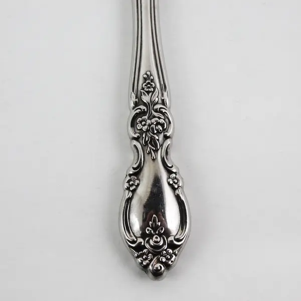 Oneida Silver Louisiana Pattern Stainless Modern Hollow Dinner Knife 9" Good 