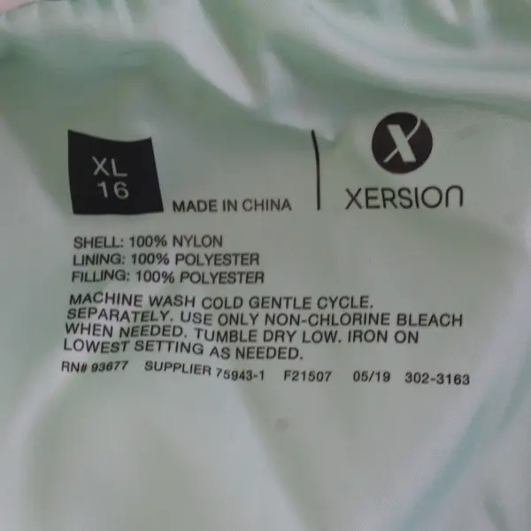 Xersion Youth Girls XL (16) Mint Colored Full Zip Hooded Puffer Jacket