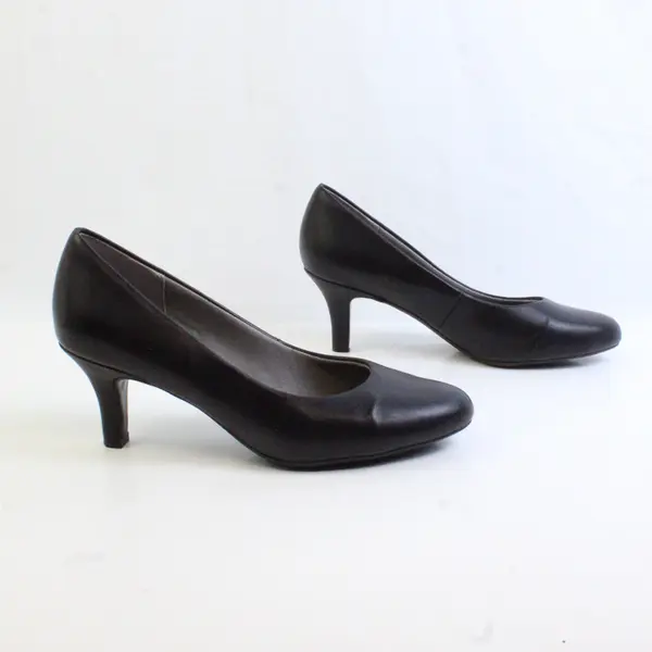 LifeStride Solid Black Color Parigi 2.5" Heel Pump Women's Size 9W